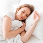 8 ความเชื่อผิดๆ เรื่องการนอนที่ทำลายการหลับพักผ่อนของคุณ